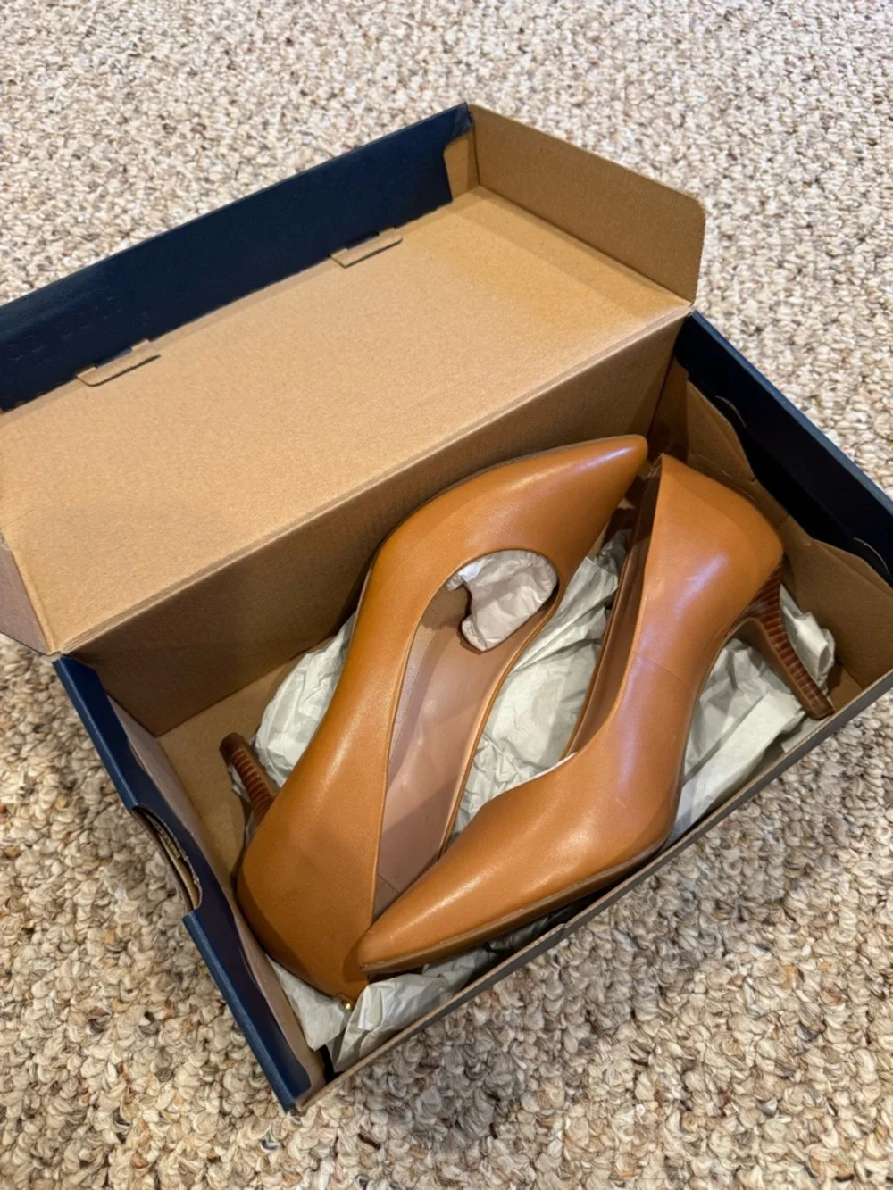 Cole Haan Goto Park Pump 65MM in Caramel Leather size 8 - Picture 5 of 6